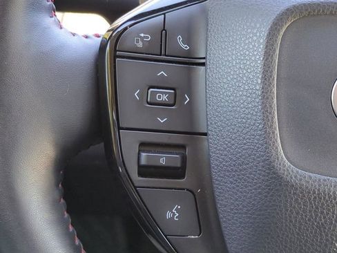 Used 2024 Toyota Prius Prime FWD image 24