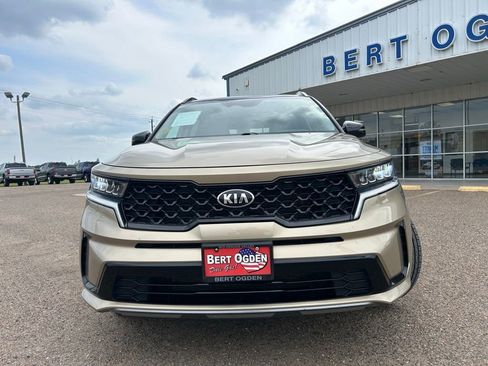 Used 2021 Kia Sorento S w/ Panoramic Sunroof Package FWD image 2