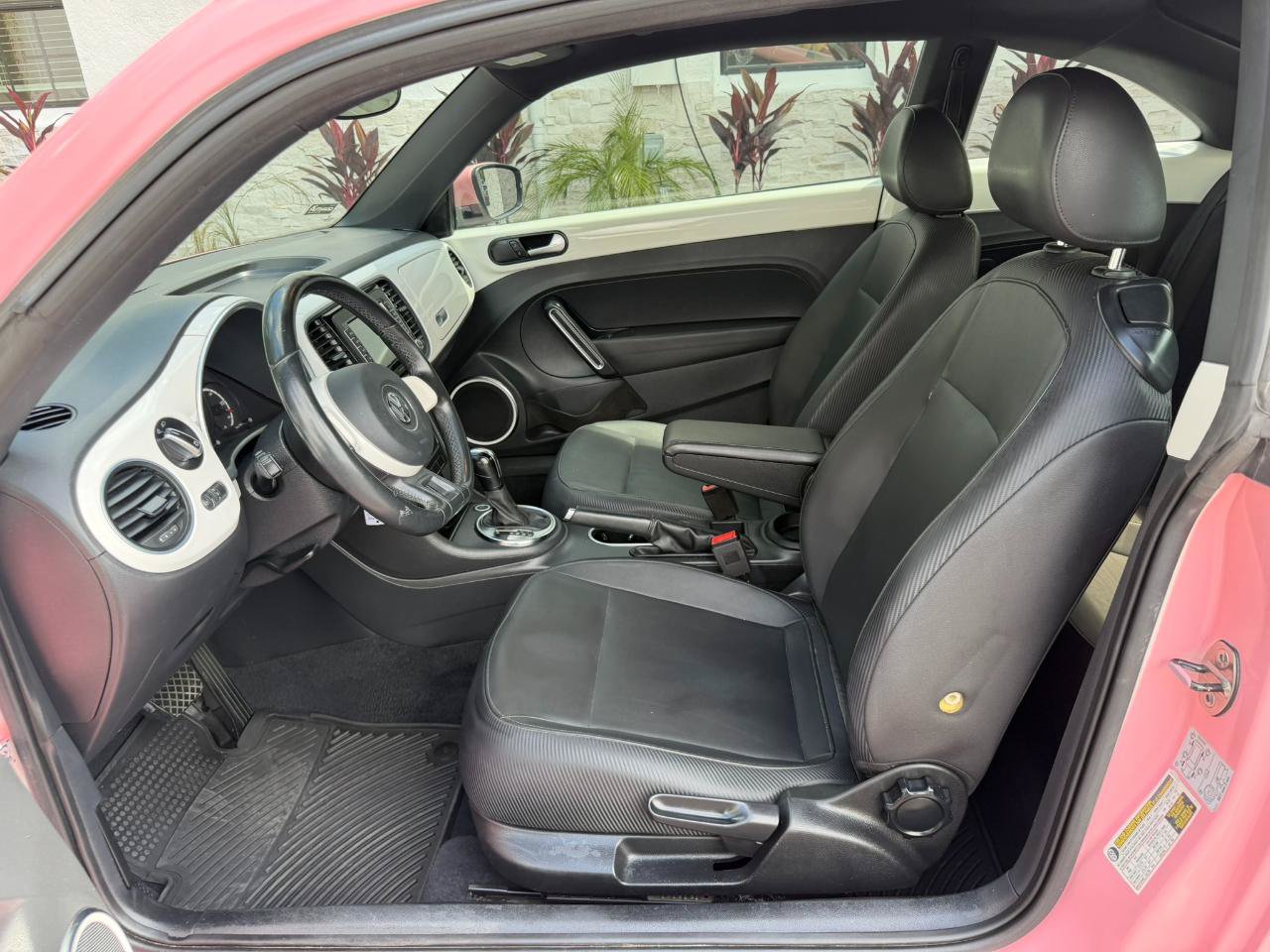 Used 2013 Volkswagen Beetle 2.5 FWD image 19