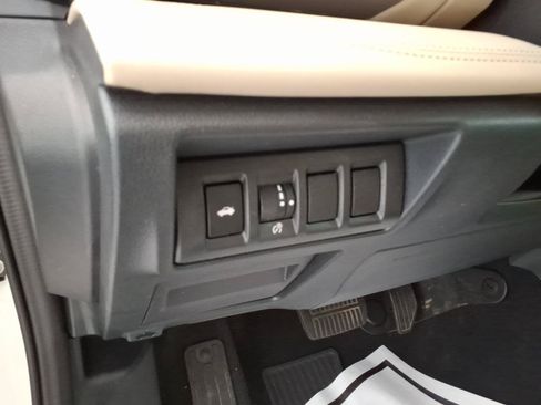 Used 2025 Subaru Legacy Limited AWD/4WD image 20