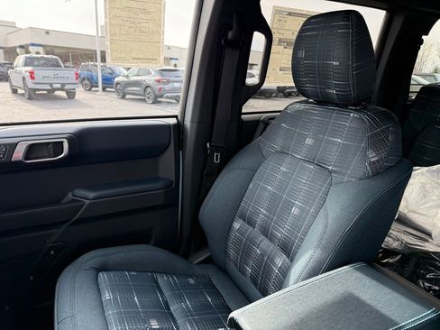 New 2025 Ford Bronco Heritage Edition image 26