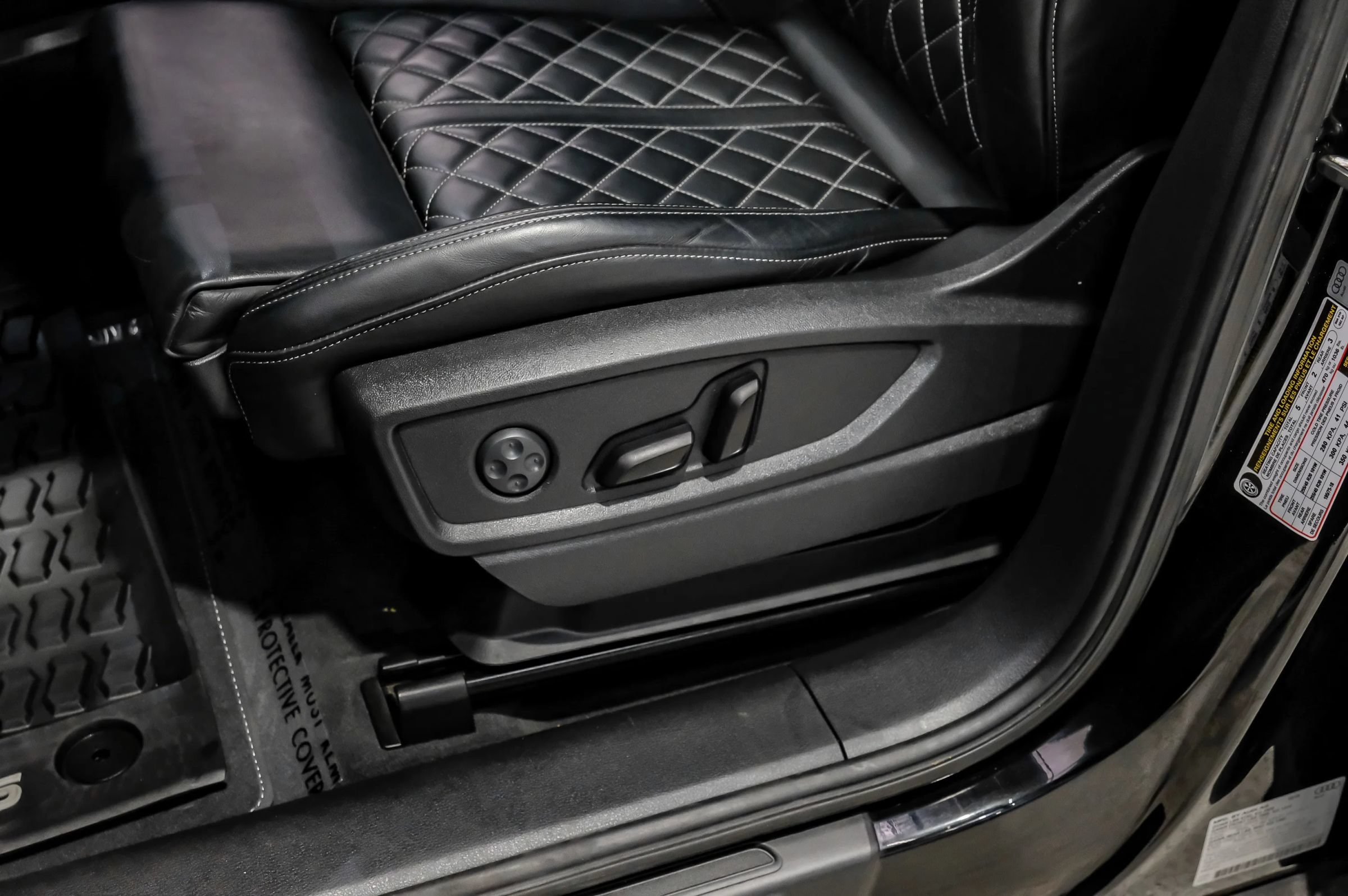 Used 2020 Audi SQ5 Prestige AWD/4WD image 44