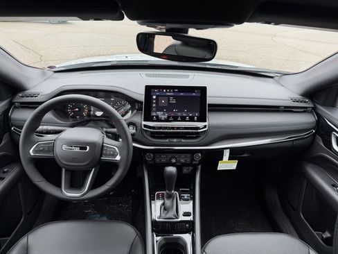 New 2026 Jeep Compass Limited image 11