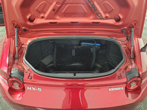 New 2026 MAZDA MX-5 Miata Club w/ Interior Package RWD image 26
