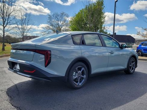 New 2026 Kia K4 LXS image 4