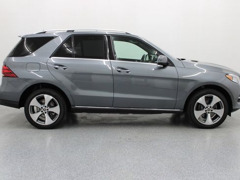 Used 2018 Mercedes-Benz GLE 350 4MATIC image 2
