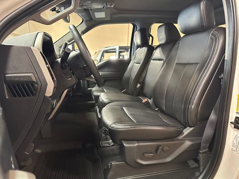 Used 2021 Ford F350 Lariat w/ Lariat Ultimate Package AWD/4WD image 15