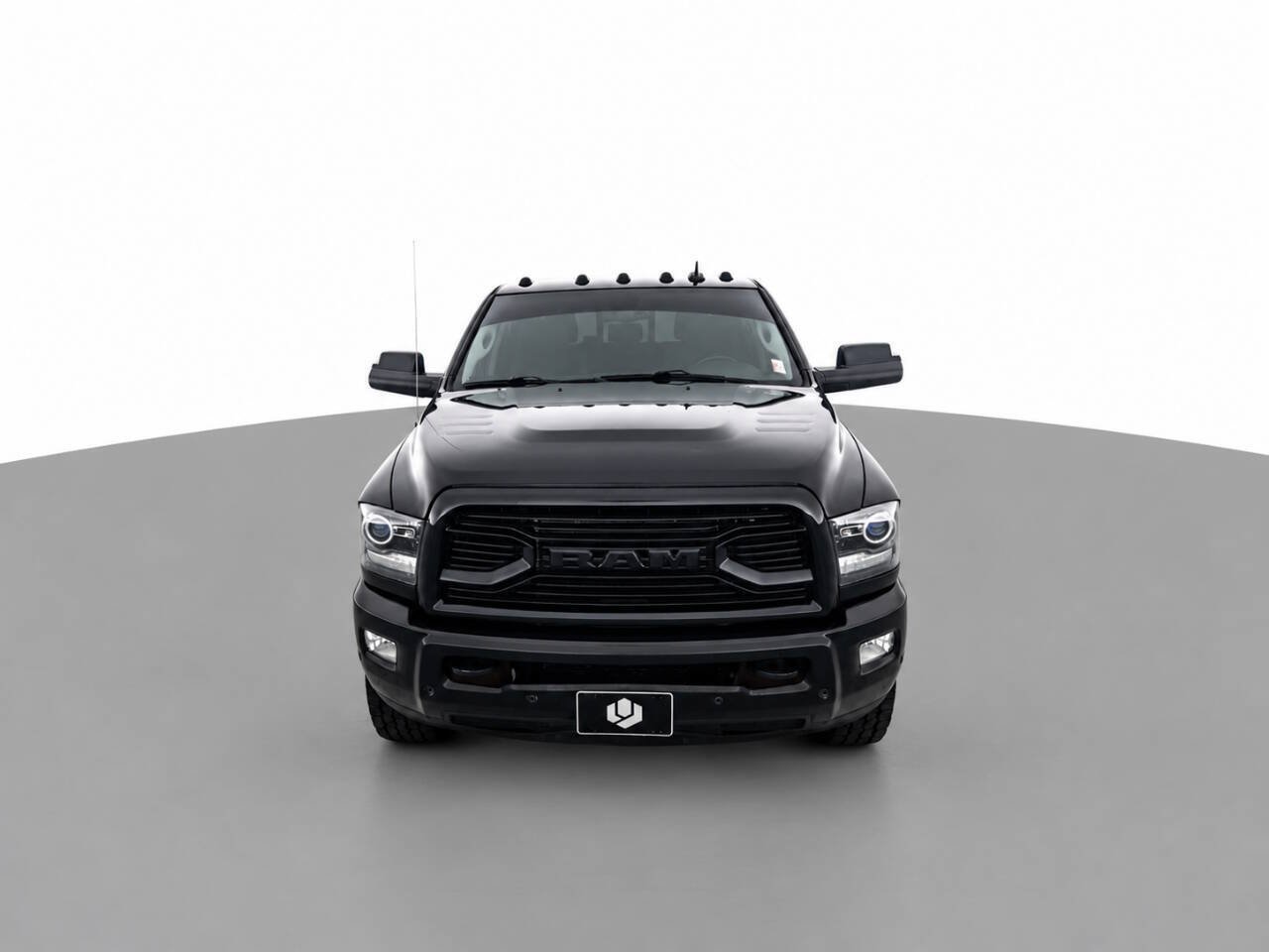 Used 2018 RAM 3500 Laramie w/ Sport Appearance Group AWD/4WD image 2
