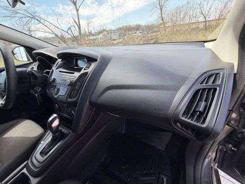 Used 2016 Ford Focus SE image 13