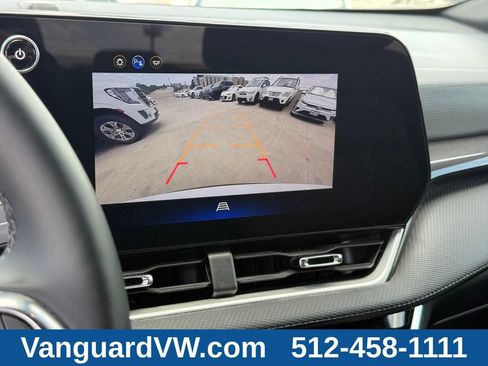 Used 2026 Chevrolet Equinox LT AWD/4WD image 16