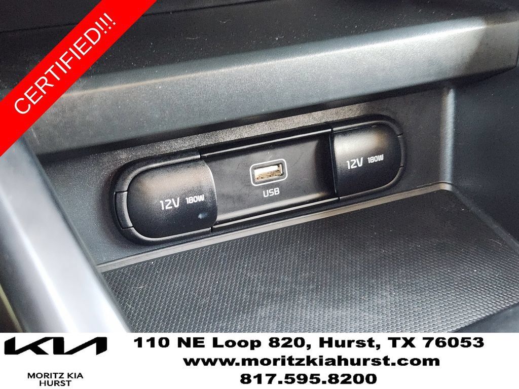 Certified 2025 Kia Soul LX w/ LX Technology Package FWD image 22