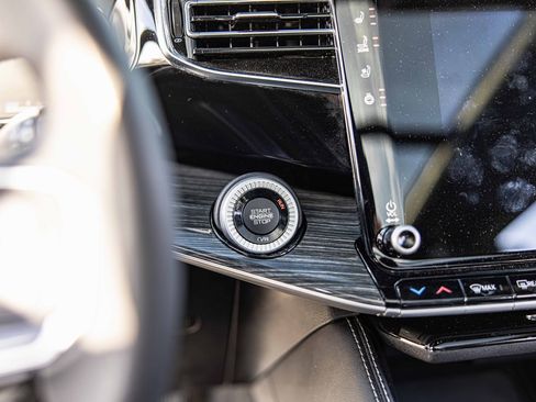 Used 2022 Jeep Wagoneer Series II w/ Premium Group I image 26