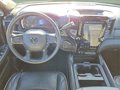 Used 2023 RAM 2500 Limited image 19