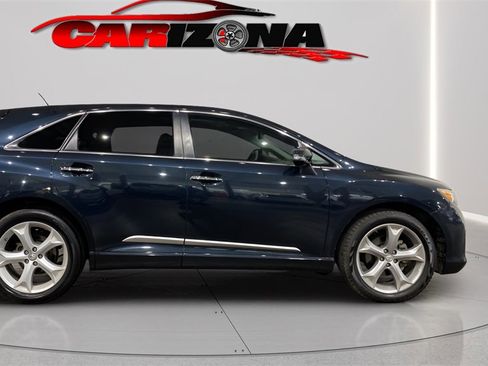 Used 2015 Toyota Venza XLE image 1