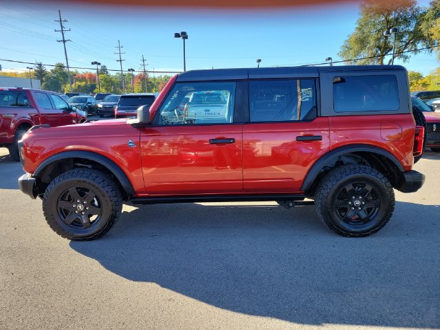Certified 2024 Ford Bronco Black Diamond AWD/4WD image 4