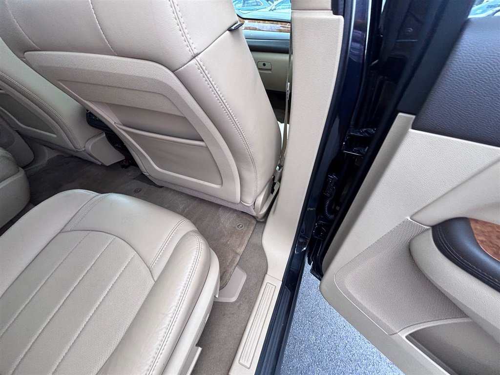 Used 2011 Buick Enclave CXL w/ Trailering Provision Package FWD image 29