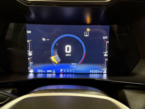 Used 2023 Chevrolet Colorado LT w/ LT Convenience Package III image 15