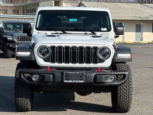 New 2026 Jeep Wrangler Unlimited Rubicon w/ Safety Group image 8