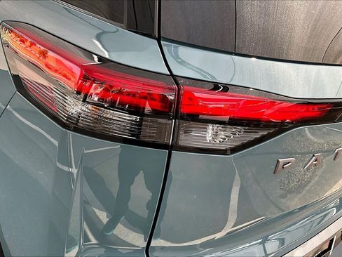 New 2026 Nissan Pathfinder SL FWD image 14