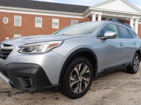 Used 2021 Subaru Outback Limited image 15