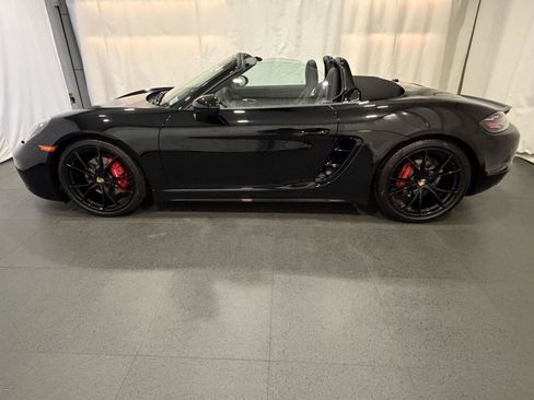 Used 2025 Porsche 718 Boxster S image 2