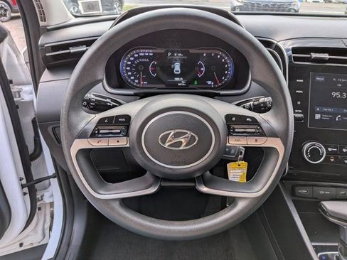 Used 2023 Hyundai Tucson SE AWD/4WD image 17