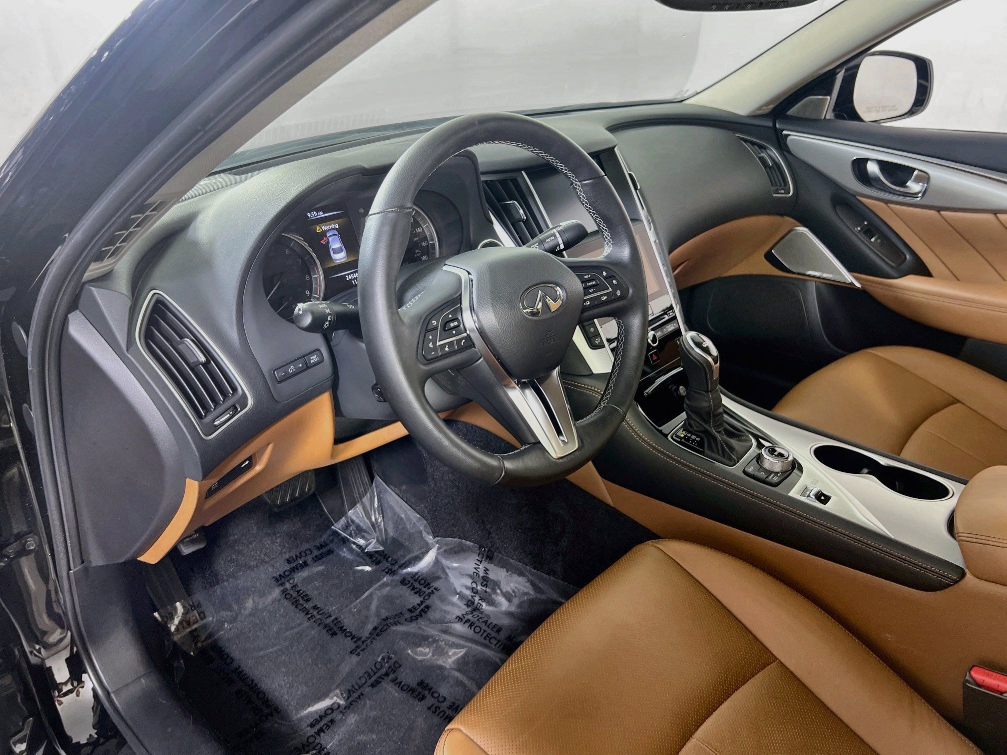 Used 2023 INFINITI Q50 Luxe w/ Cargo Package AWD/4WD image 9