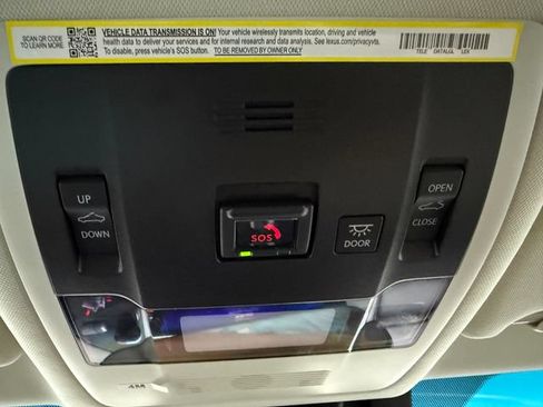 Used 2025 Lexus ES 300h w/ Technology Package FWD image 23