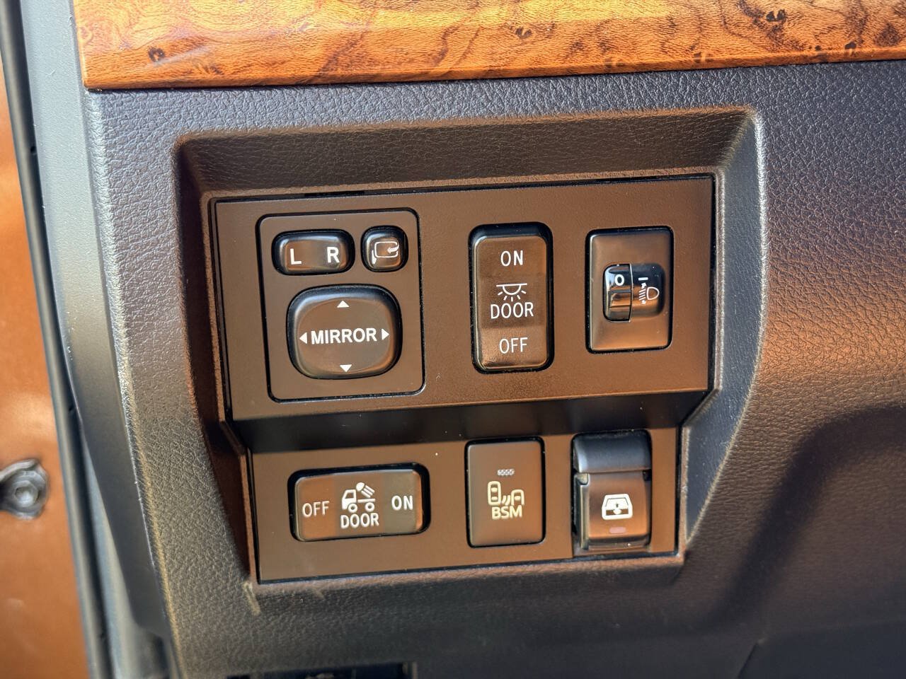 Used 2017 Toyota Tundra 1794 Edition AWD/4WD image 27