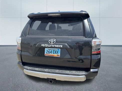 Used 2024 Toyota 4Runner TRD Off-Road Premium w/ Off Road Premium Plus Package AWD/4WD image 8