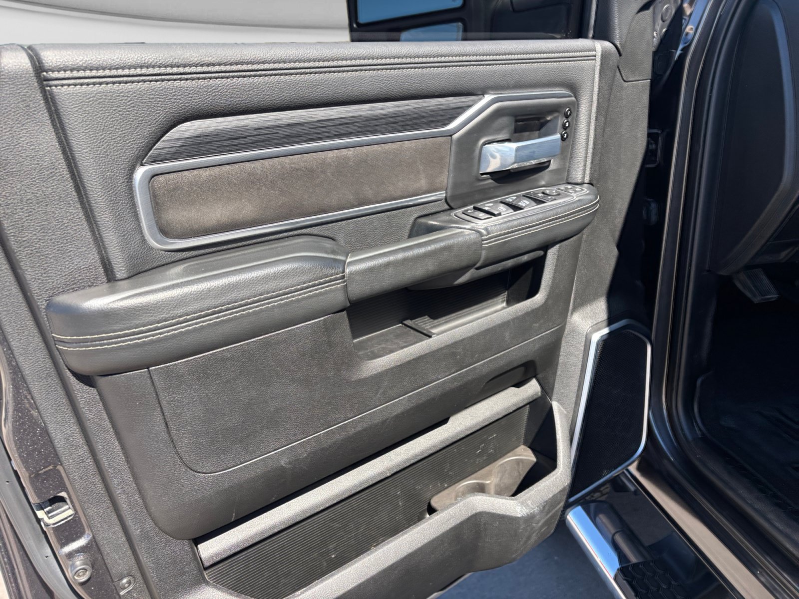 Certified 2024 RAM 3500 Laramie w/ Night Edition AWD/4WD image 10