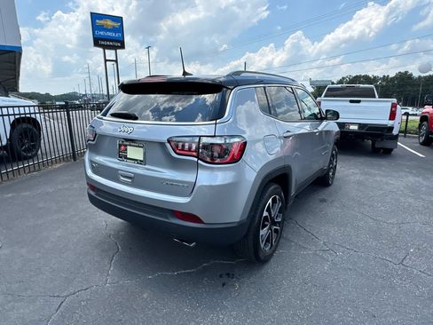 Used 2022 Jeep Compass Limited w/ Sun and Sound Group AWD/4WD image 6