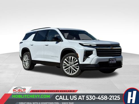 New 2026 Chevrolet Traverse LT FWD image 1