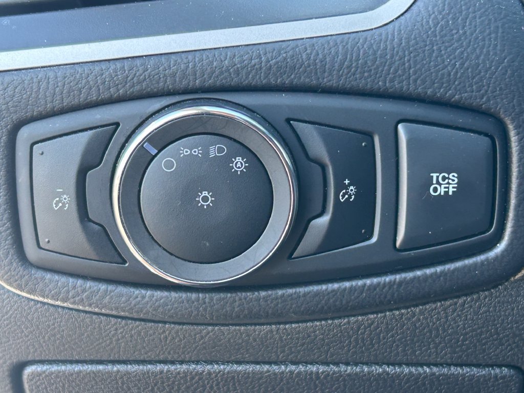 Used 2024 Ford Edge SEL AWD/4WD image 23