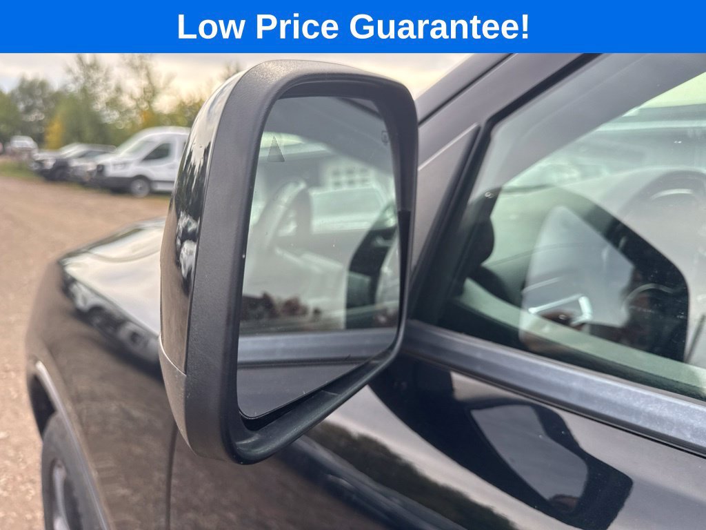 Used 2022 Dodge Durango SXT w/ Blacktop Package AWD/4WD image 13