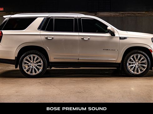 Used 2022 GMC Yukon Denali w/ Denali Premium Package image 10