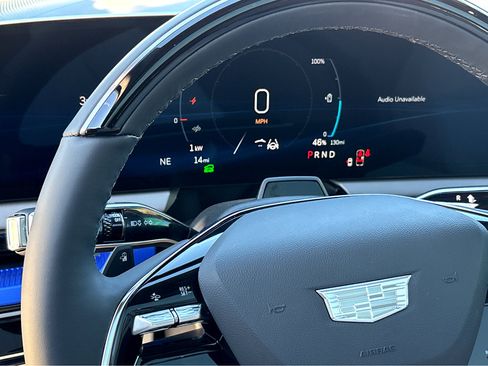 New 2026 Cadillac Optiq Luxury 2 image 4