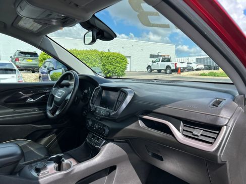 Used 2023 GMC Terrain AT4 AWD/4WD image 38