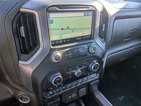 Certified 2023 GMC Sierra 2500 Denali image 18