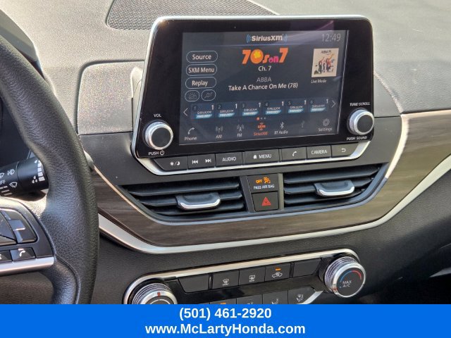 Used 2024 Nissan Altima 2.5 SV FWD image 21