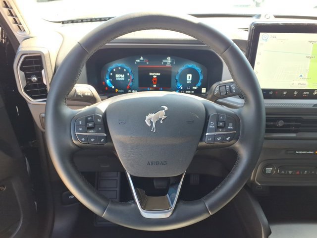 Used 2025 Ford Bronco Sport Outer Banks w/ Outer Banks Tech Package+ AWD/4WD image 19
