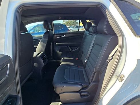 New 2026 Volkswagen Atlas Cross Sport SEL R-Line AWD/4WD image 15