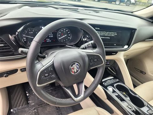 Used 2023 Buick Envision Avenir image 9