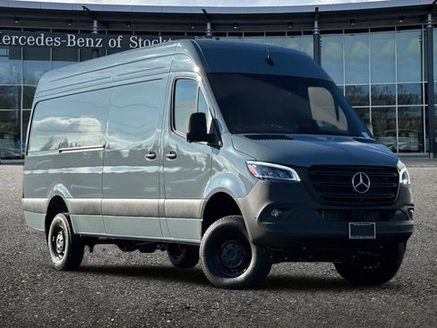 New 2026 Mercedes-Benz Sprinter 2500 image 2