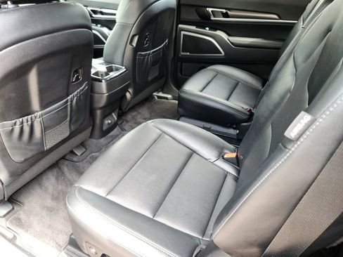 Certified 2023 Kia Telluride S w/ S Sunroof Package AWD/4WD image 18
