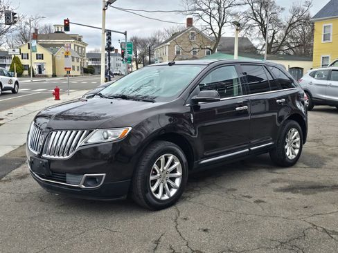 Used 2013 Lincoln MKX AWD image 5
