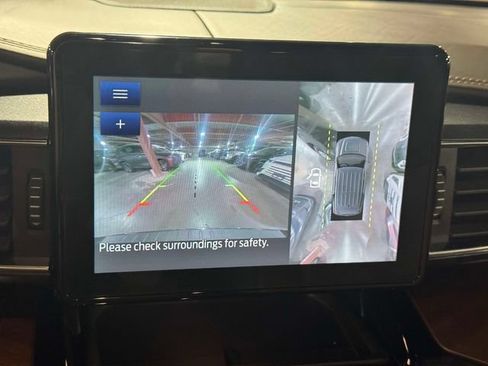 Used 2021 Ford Explorer King Ranch RWD image 35