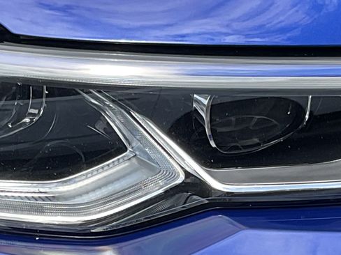 Used 2022 Volkswagen Golf R AWD/4WD image 8