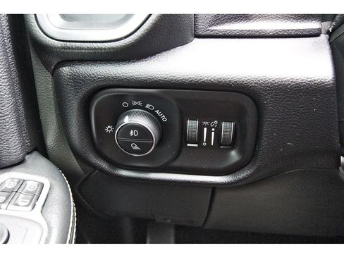 Used 2024 RAM 2500 Laramie w/ Sport Appearance Package AWD/4WD image 19