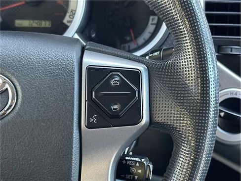 Used 2014 Toyota Tacoma 4x4 Double Cab w/ TRD Off-Road Package image 22